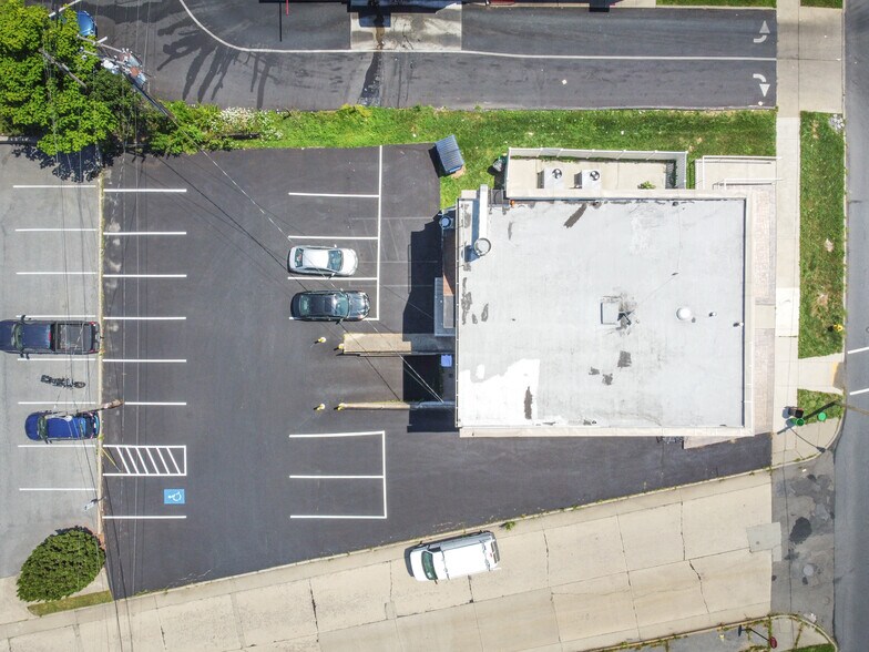 More Photos Of 751 Union Blvd, Allentown Storefront Retail Office For Sale