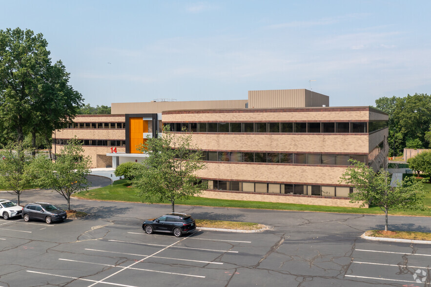 Primary Photo Of 14 Crosby Dr, Bedford Office For Lease