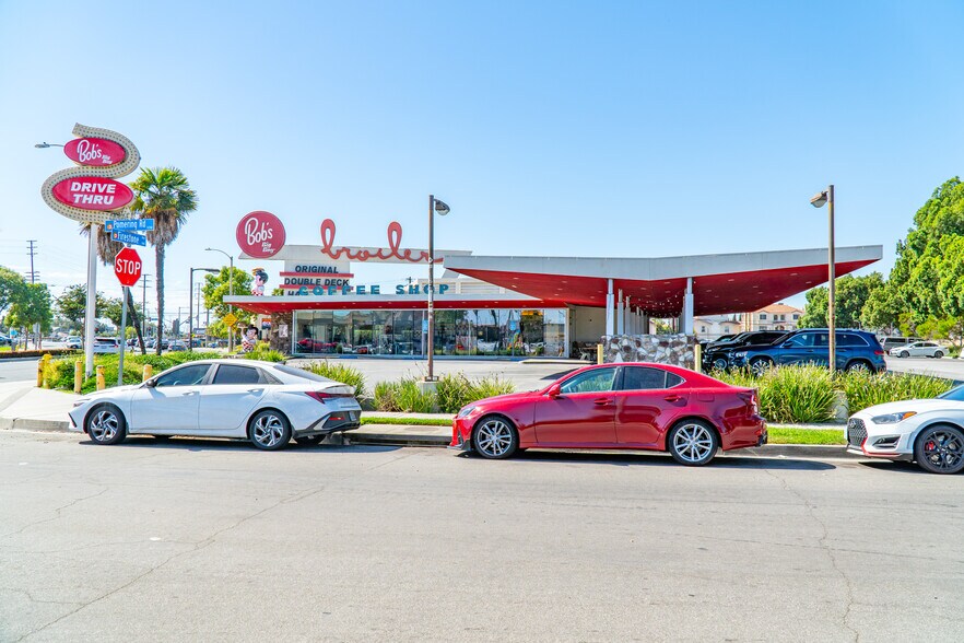 More Photos Of 7447 Firestone Blvd, Downey Freestanding For Sale