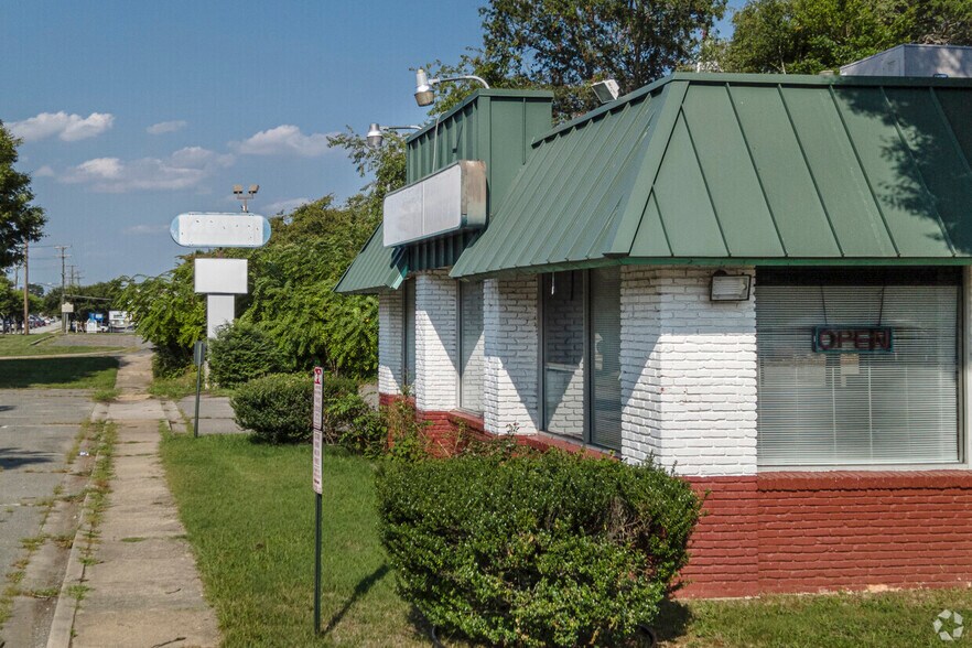 More Photos Of 8339 Richmond Hwy, Alexandria Land For Lease