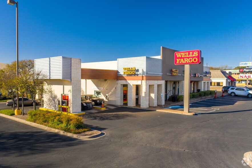 More Photos Of 1901 W William Cannon Dr, Austin Unknown For Lease