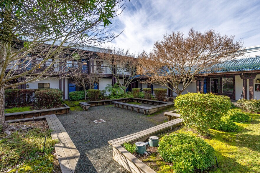 More Photos Of 181 Andrieux St, Sonoma Medical For Lease