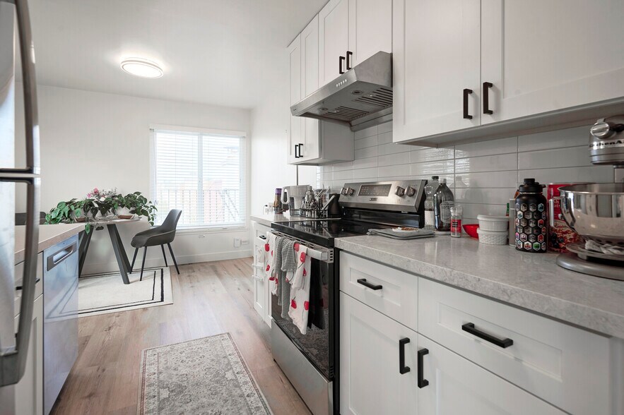 More Photos Of 2390 43rd Ave, San Francisco Apartments For Sale