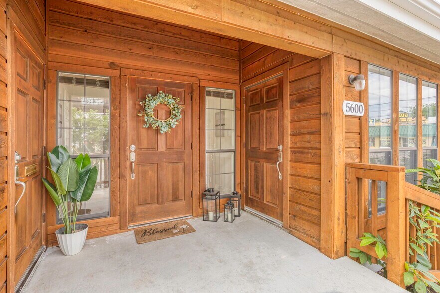 More Photos Of 5600 San Pedro Ave, San Antonio Office Residential For Sale