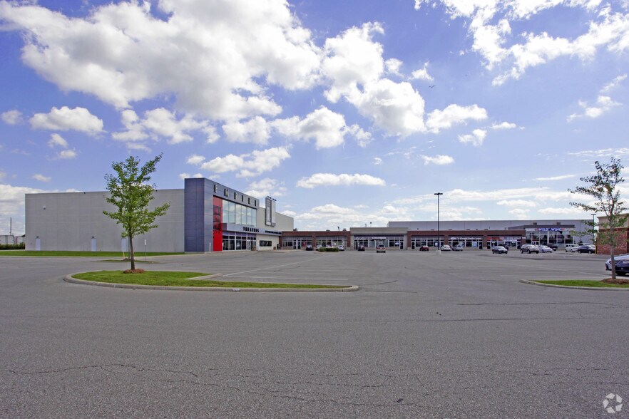 More Photos Of 192-196 McEwan Dr E, Caledon Storefront For Lease