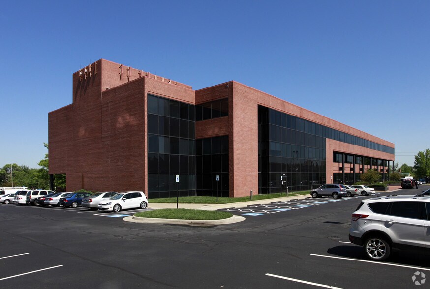 More Photos Of 13135 Lee Jackson Memorial Hwy, Fairfax Office For Lease