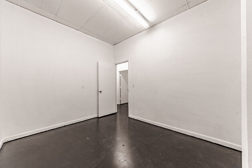 More Photos Of 323 N Commercial St, Trinidad Rehabilitation Center For Lease