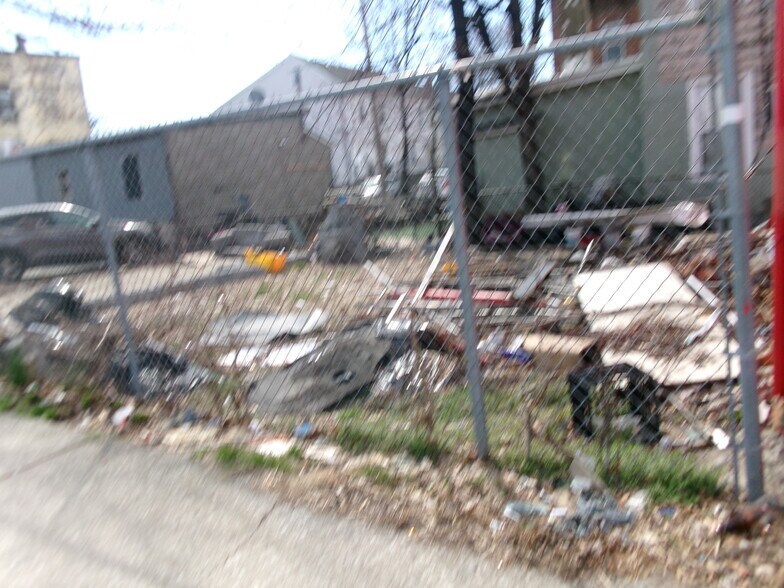 More Photos Of 337 Oak st, Passaic General Retail For Sale