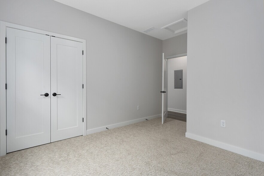 More Photos Of 4523 Forest Ave, Kansas City Multifamily For Sale