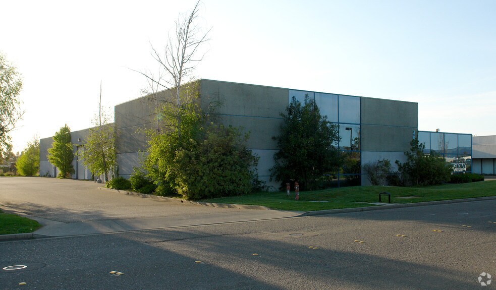 More Photos Of 3055 Wiljan Ct, Santa Rosa Warehouse For Sale