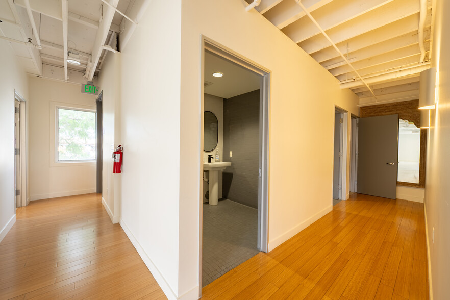 More Photos Of 1538 20th St, Santa Monica Loft Creative Space For Lease
