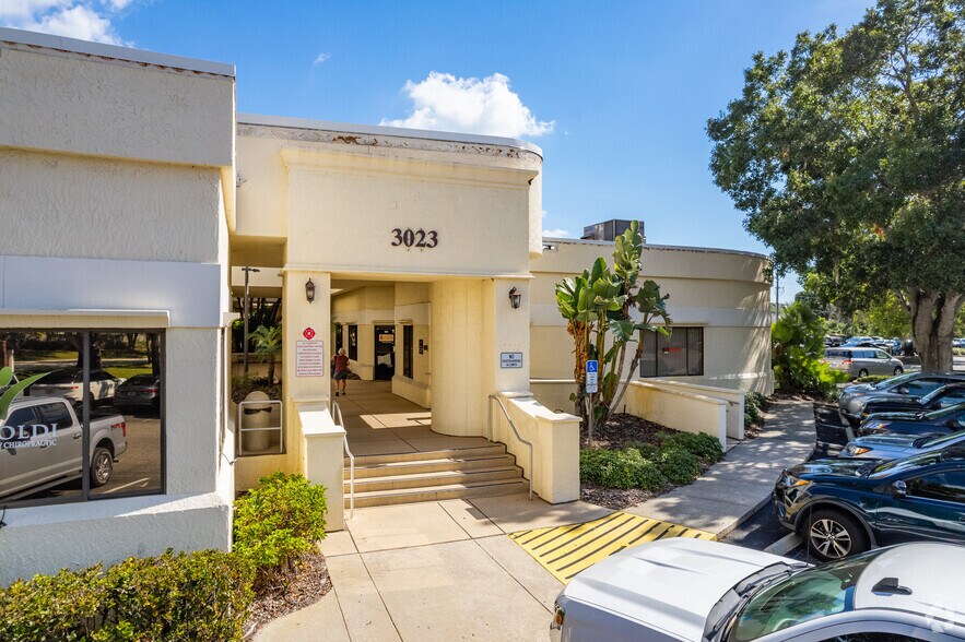 Primary Photo Of 3023 Eastland Blvd, Clearwater Coworking Space