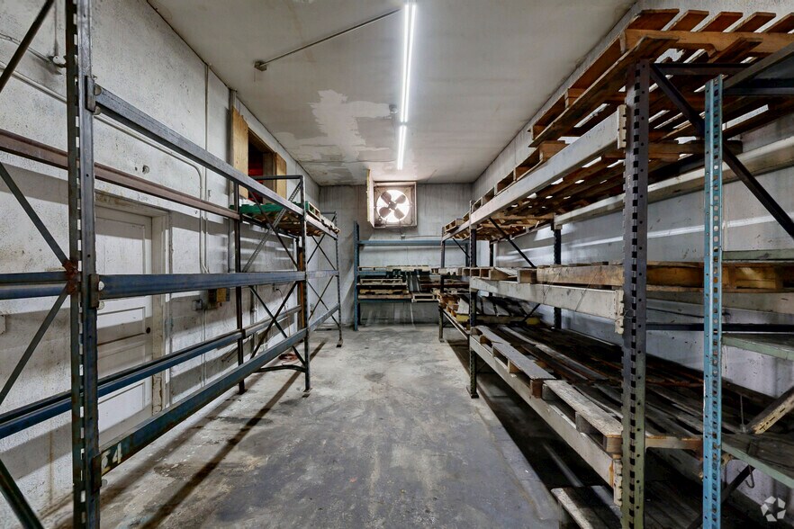 More Photos Of 2755 W Hampden Ave, Englewood Industrial For Sale