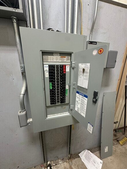 More Photos Of 638 Lake St, Wilson Freestanding For Sale