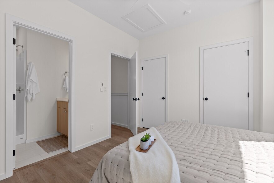 More Photos Of 1602 N Central St, Knoxville Apartments For Sale
