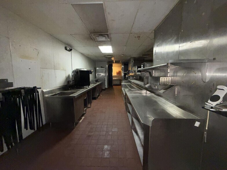 More Photos Of 224 Blanchard St, West Monroe Restaurant For Sale