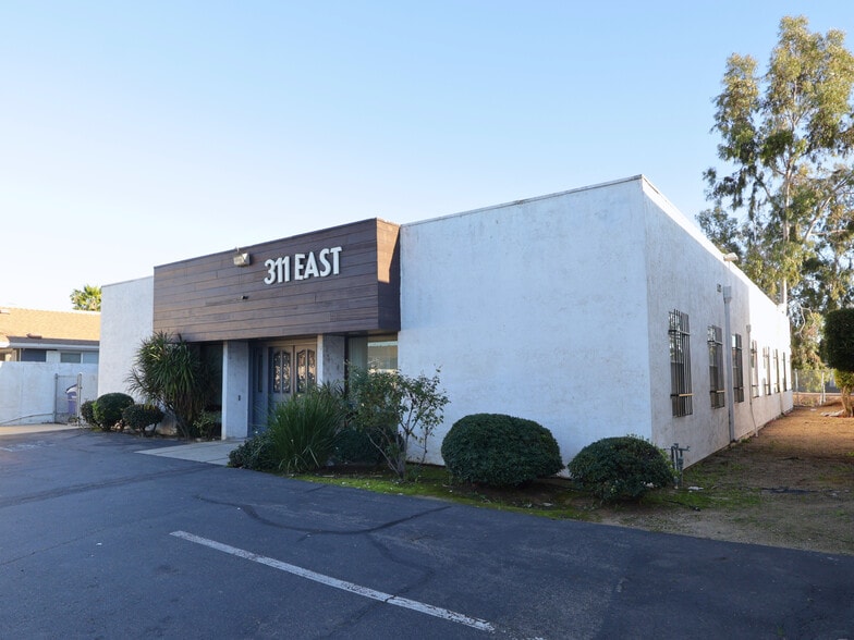 Primary Photo Of 311 E Washington Ave, Escondido Office For Lease