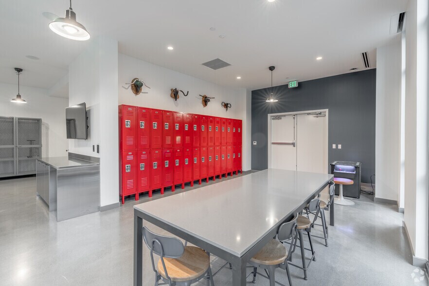 More Photos Of 17620 NE 69th Ct, Redmond Apartments For Lease