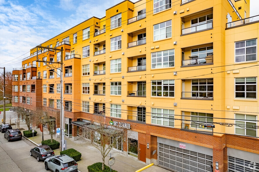 More Photos Of 410 NE 70th St, Seattle Apartments For Sale