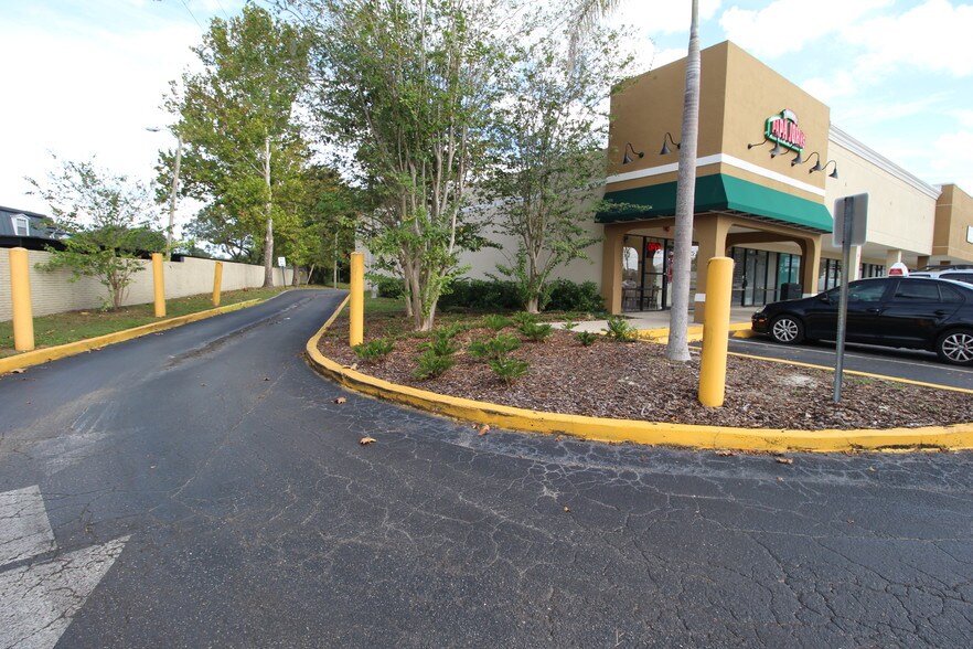 More Photos Of Semoran Blvd @ Semoran Blvd. (SR. 436) & Winter Wo, Winter Park Unknown For Lease