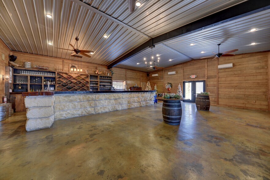 More Photos Of 10919 Highway 36, Bellville Restaurant For Sale