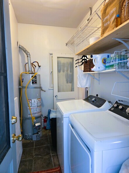 More Photos Of 219 Redondo Ave, Long Beach Apartments For Sale