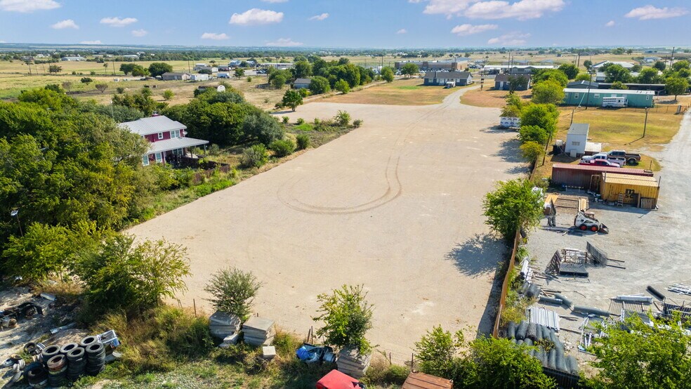 More Photos Of 3464 County Road 100, Hutto Land For Lease