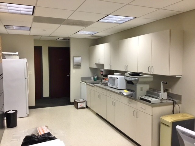 More Photos Of 221 W Front St, Wheaton Office For Lease