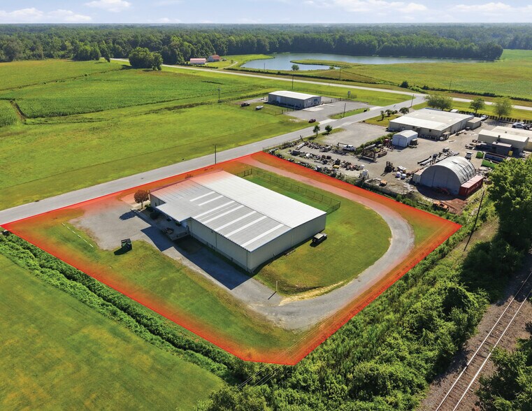 More Photos Of 3655 Peace St, Farmville Industrial For Lease