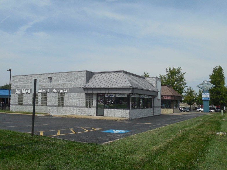 More Photos Of 1501-1715 SW 7 Hwy, Blue Springs Freestanding For Lease