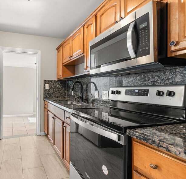 More Photos Of 219 Cherokee St, Jacksonville Specialty For Sale