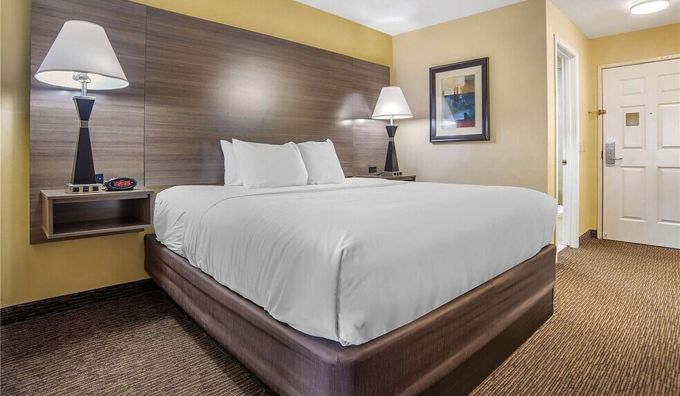 More Photos Of 5041 Academy Ln, Bessemer Hotel For Sale