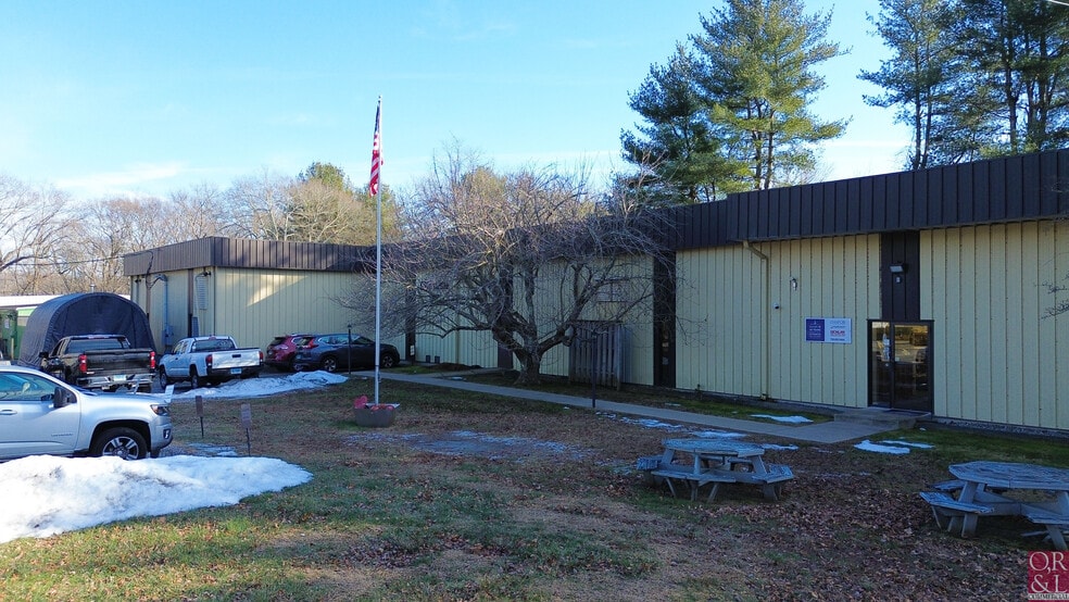 More Photos Of 10 Denlar Dr, Chester Manufacturing For Lease