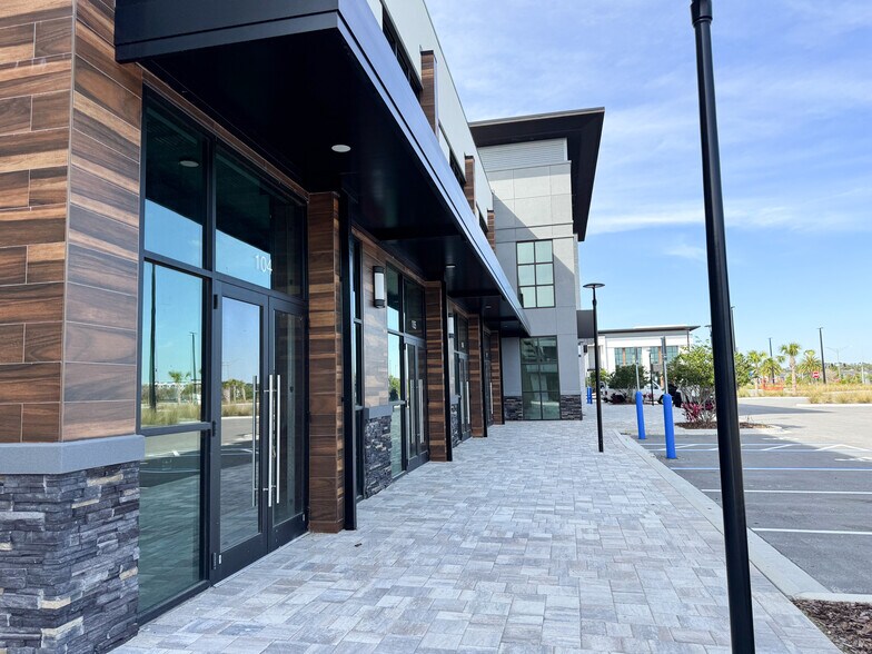 More Photos Of Gate Pkwy & Burnt Mill Rd, Jacksonville Unknown For Lease