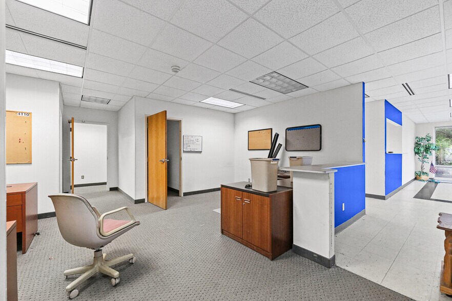 More Photos Of 37401 Stevens Blvd, Willoughby Flex For Lease