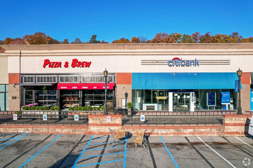 More Photos Of 799-855 Central Park Ave, Scarsdale General Retail For Lease