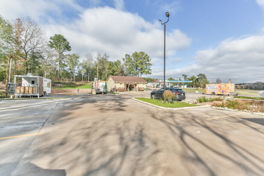 More Photos Of 275 FM 247, Huntsville Land For Lease