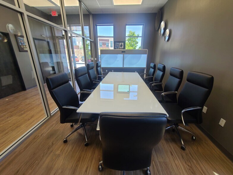 More Photos Of 240 O Connor Ridge Blvd, Irving Office For Sale