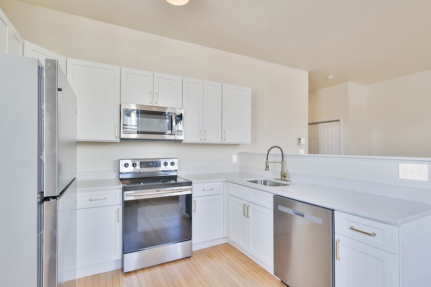 More Photos Of 215 E High St, Hellertown Apartments For Sale