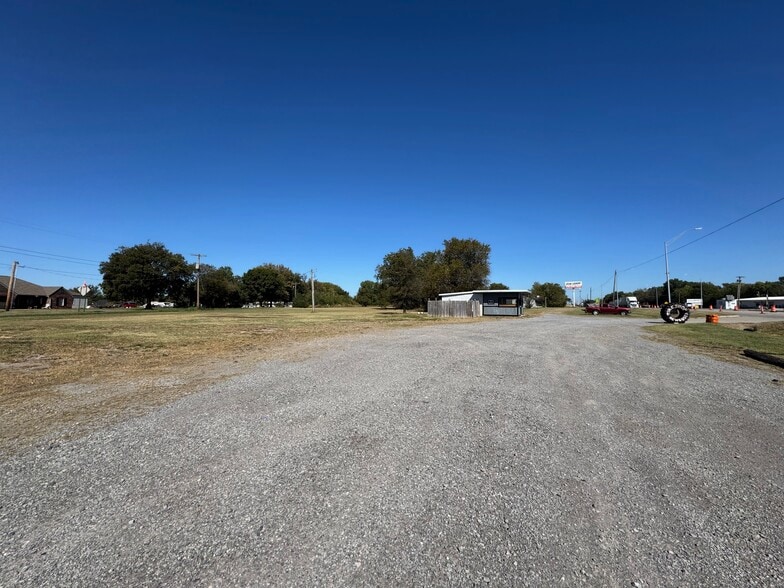 Primary Photo Of 313 Blake Dr, Wagoner Land For Sale