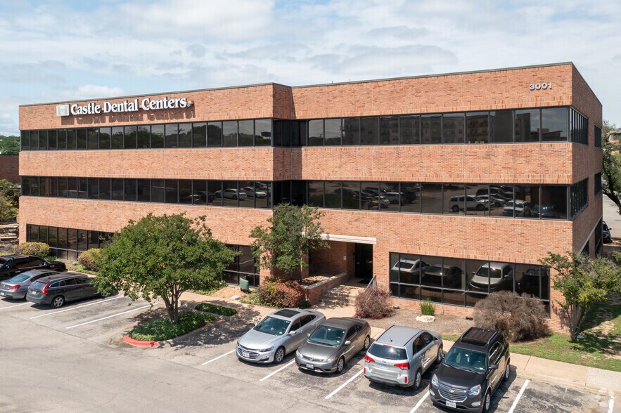 Primary Photo Of 3001 S Lamar Blvd, Austin Office For Lease