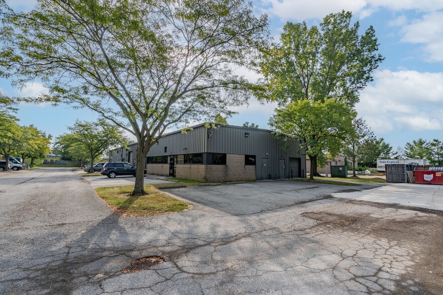 More Photos Of 6355 Old Avery Rd, Dublin Light Distribution For Lease