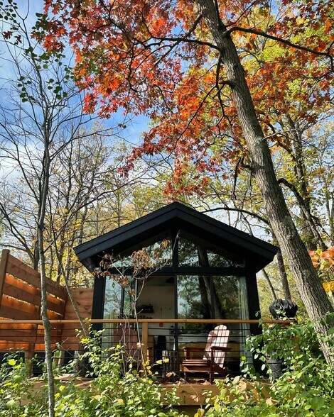 More Photos Of 22642 Highway 6 N, Crosby Hotel For Sale