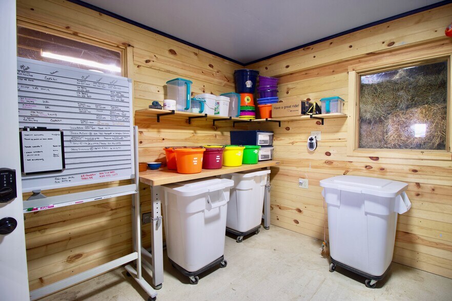 More Photos Of 3476 Fairview Rd, Lewisburg Specialty For Sale