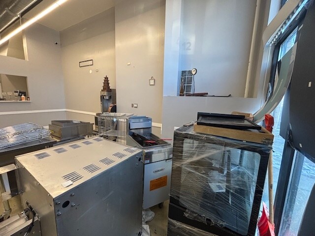 More Photos Of 4000-4022 S Western Ave, Chicago Multifamily For Sale