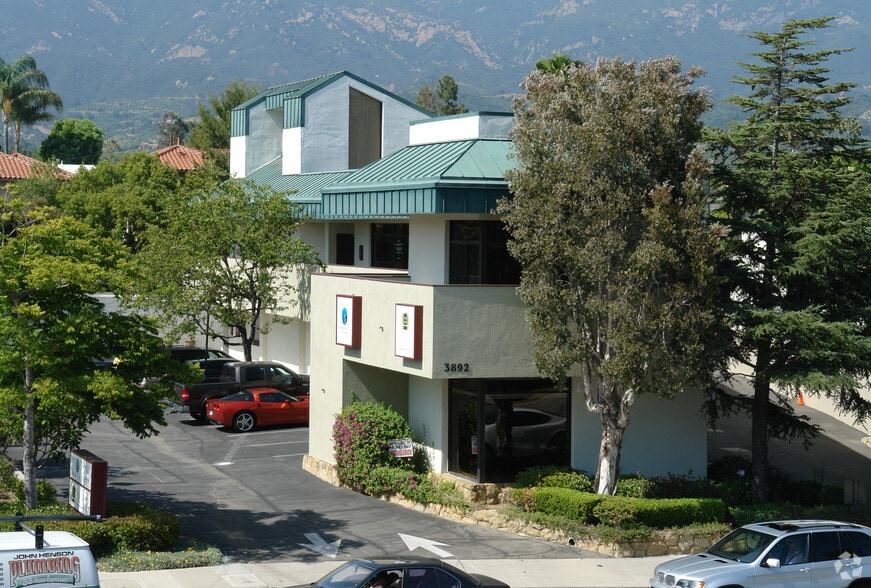 More Photos Of 3892 State St, Santa Barbara Medical For Lease
