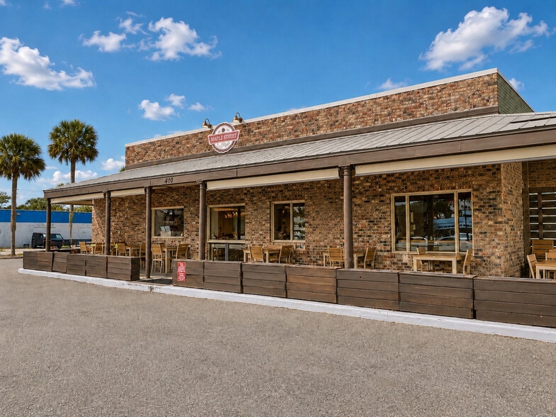 Primary Photo Of 410 N 3rd St, Jacksonville Beach Restaurant For Lease