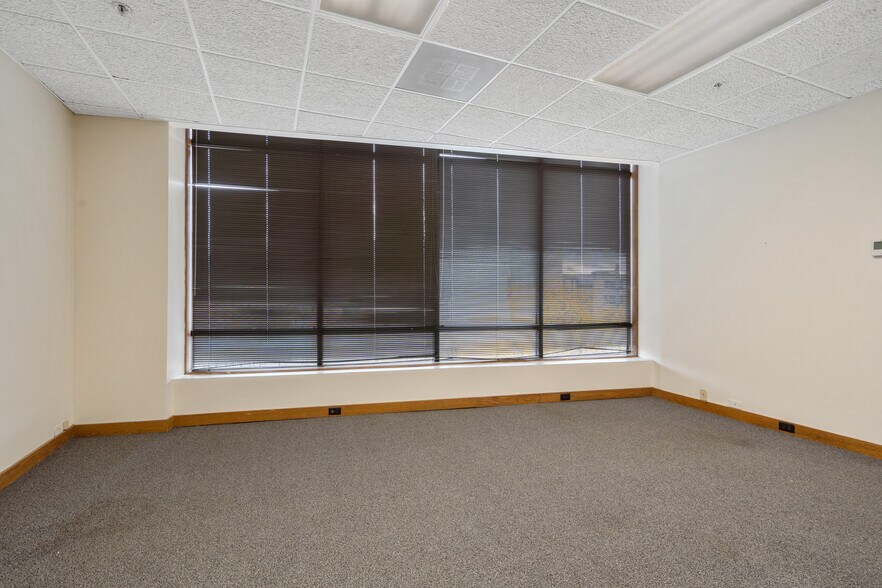 More Photos Of 344 W Genesee St, Syracuse Loft Creative Space For Lease