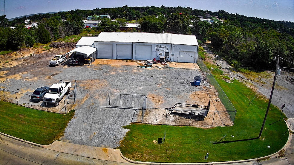 Primary Photo Of 810 N A St, Mcalester Warehouse For Sale