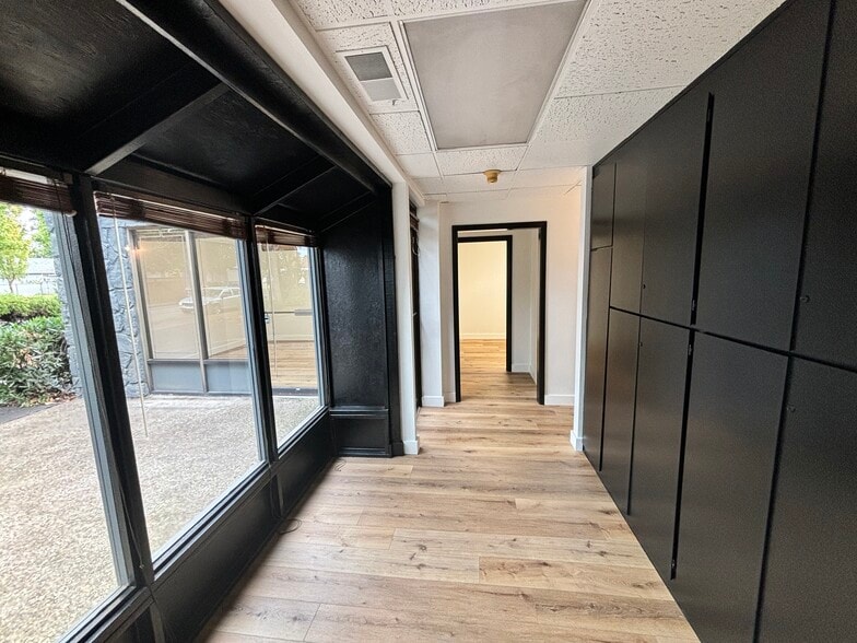 More Photos Of 2185 Liberty St NE, Salem Medical For Lease